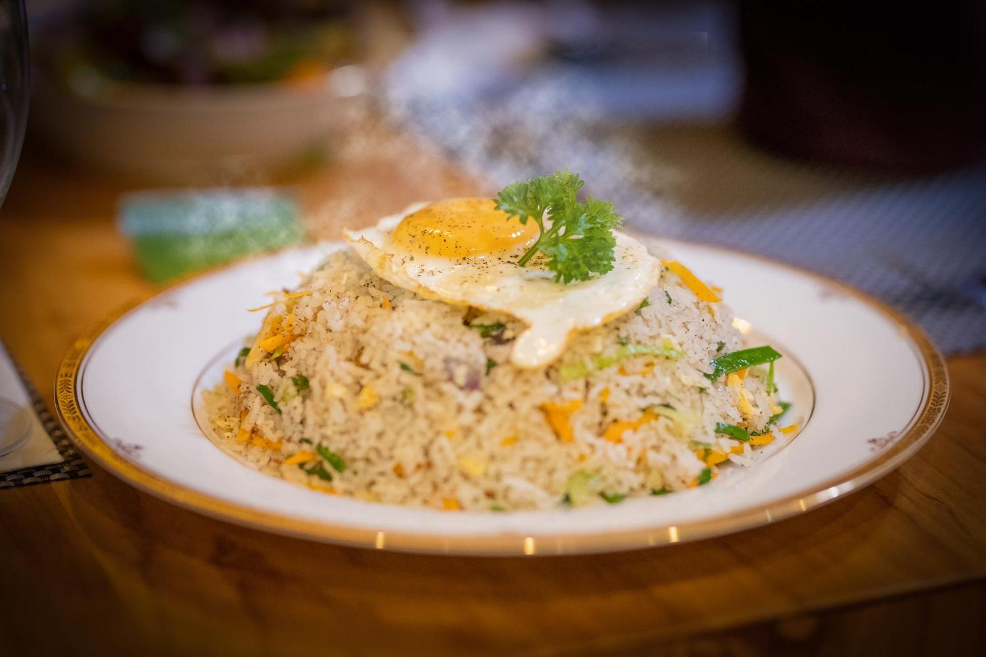 Golden Shower Inn 康提 外观 照片