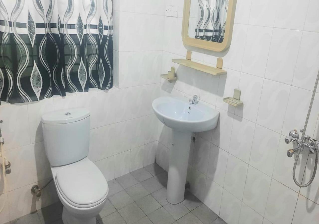 Golden Shower Inn 康提 外观 照片